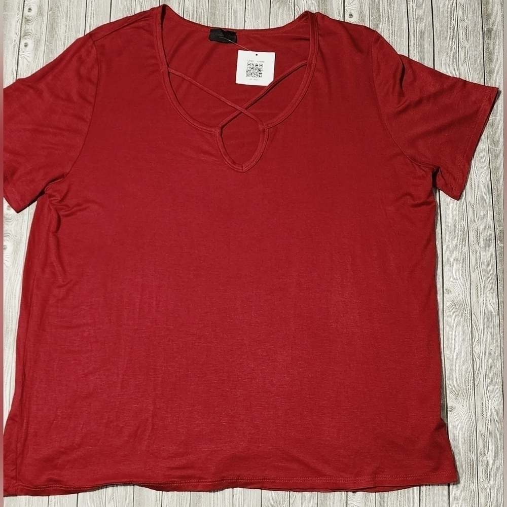 Shiela Rose Women's Red Short Sleeve Criss Cross Top 2XL - New With Tags